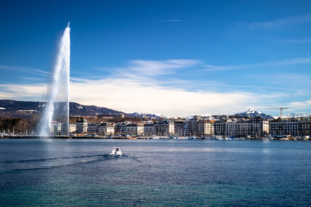 Création de Chatbot IA à Genève : Votre Assistant Virtuel Sur-Mesure à Genève