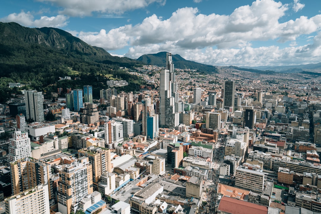 Chatbots IA Personalizados para Empresas en Bogotá: Transforme su Negocio à Bogotá