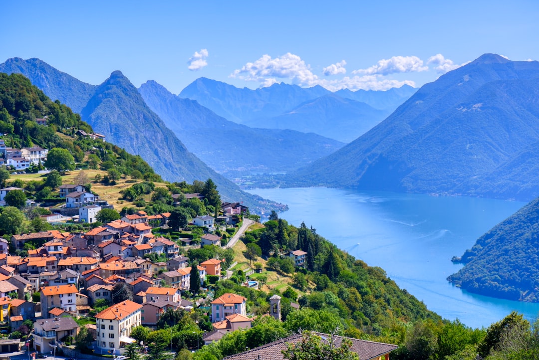 Creazione Chatbot IA a Lugano: Innovazione e Efficienza per la Tua Azienda Ticinese à Lugano