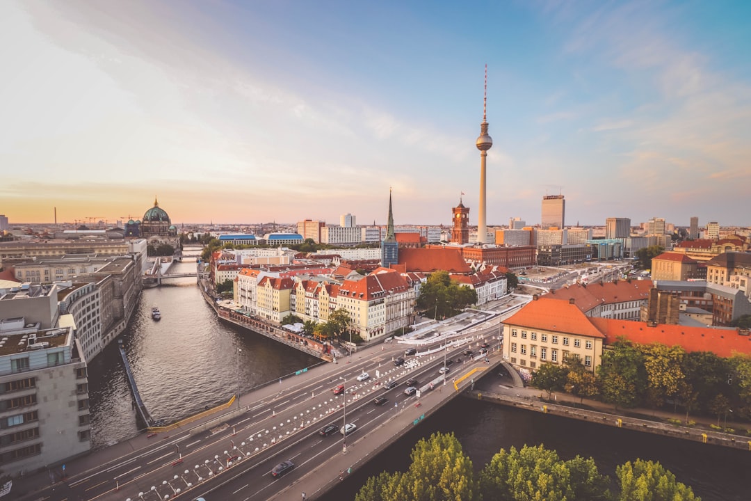 KI-Chatbot Erstellung in Berlin: Ihr Partner für intelligente Automatisierung à Berlin