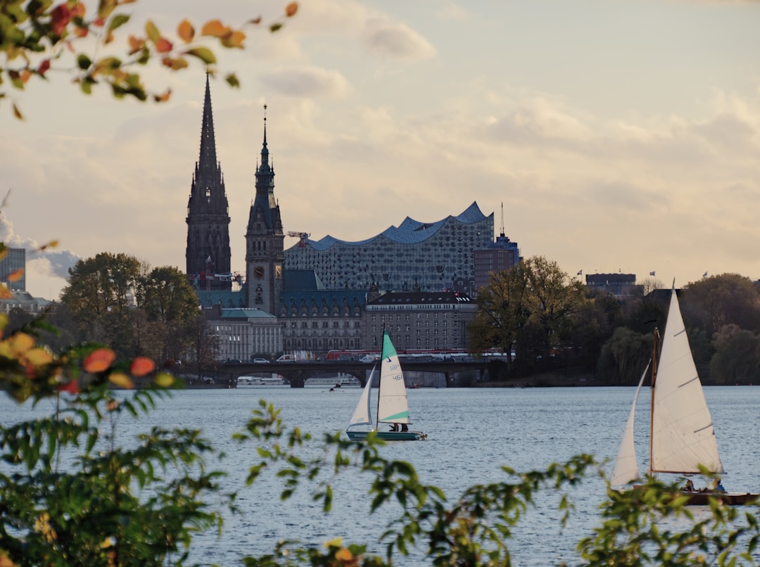 KI-Chatbot-Erstellung in Hamburg: Ihr Partner für intelligente Automatisierung à Hamburg